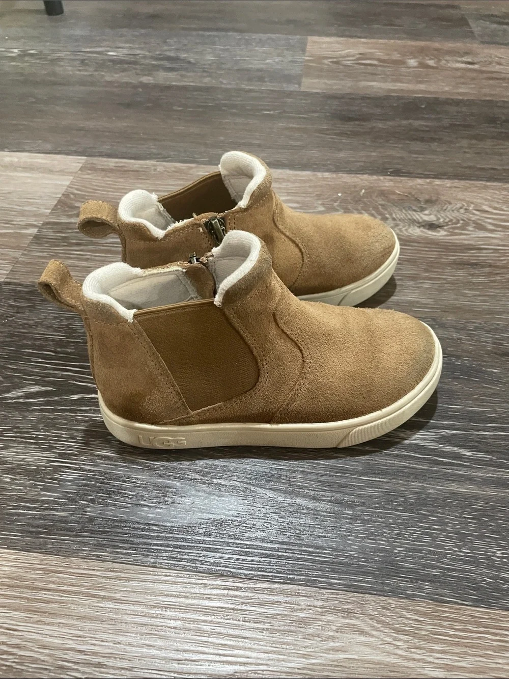 UGG Kids Tan Suede Zip-Top Ankle Boots
